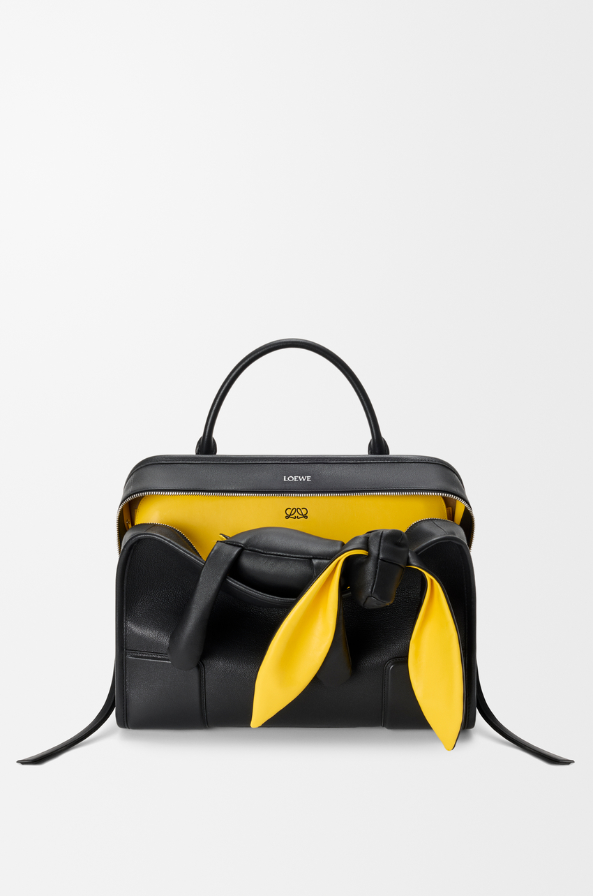 Large Amazona 180 Lazy Dog bag in buffalino leather Black - LOEWE USA Official Website